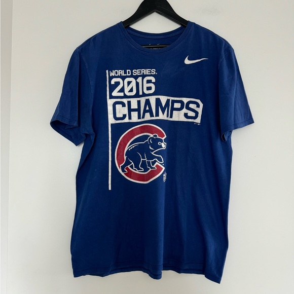 The Nike Tee Cubs 2016 World Series Champs T-shirt - Picture 1 of 4